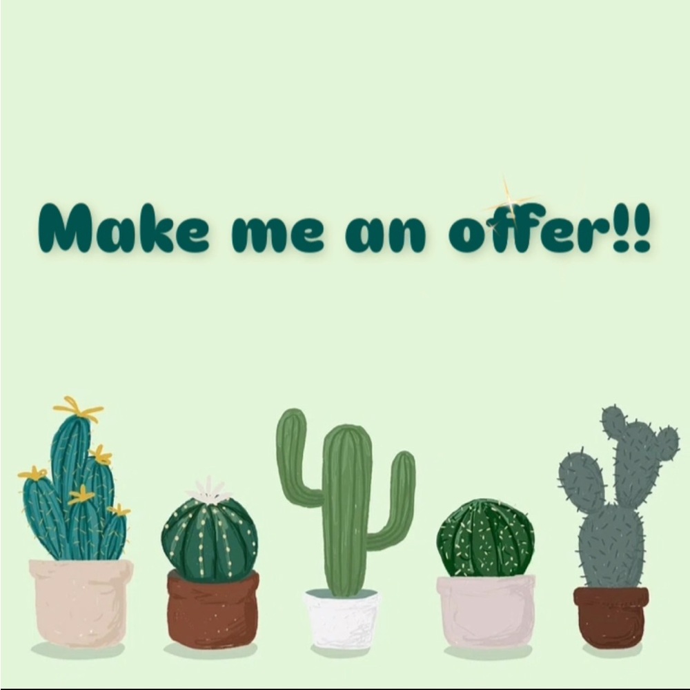 All reasonable offers considered! Let’s get to a price you’re comfy with 💚